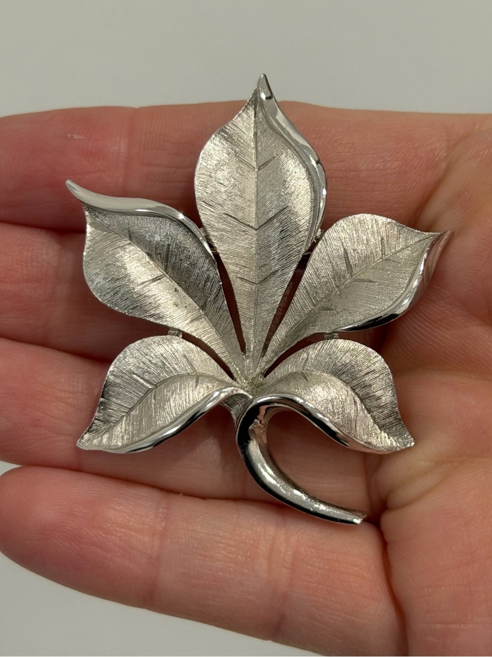 Vintage Trifari Silver Leaf Brooch in Brushed Silver Tone